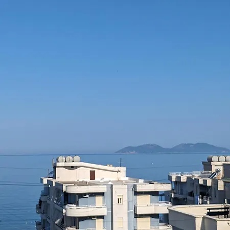 Petit Ritz Apartment Vlore